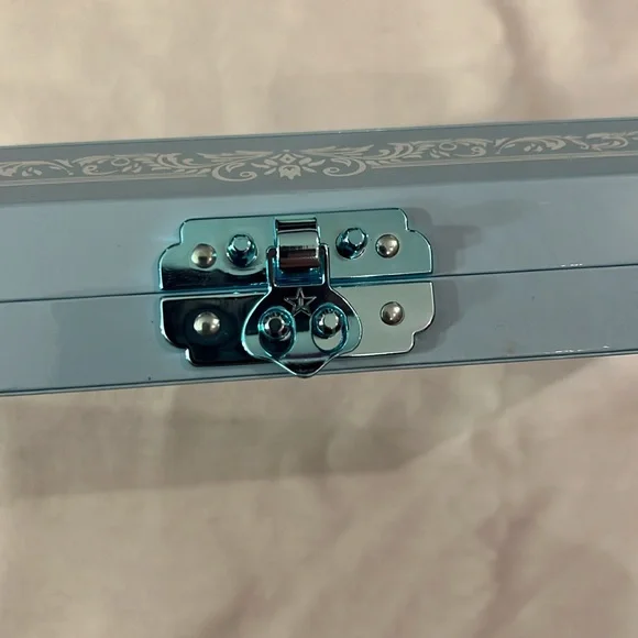 NIB! OOS! Blue Blood Palette by Jeffree Star - Picture 4 of 7